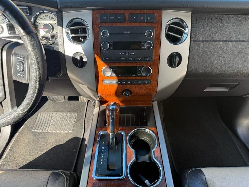 Ford Expedition Eddie Bauer 4WD 2010