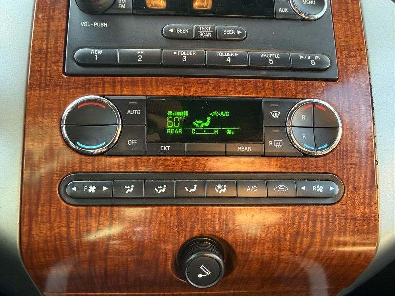 Ford Expedition Eddie Bauer 4WD 2010