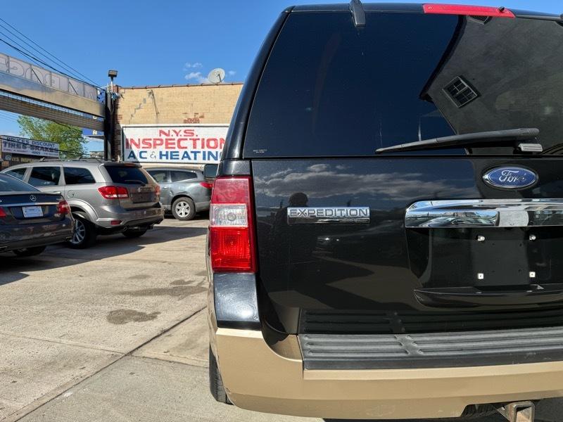 Ford Expedition Eddie Bauer 4WD 2010