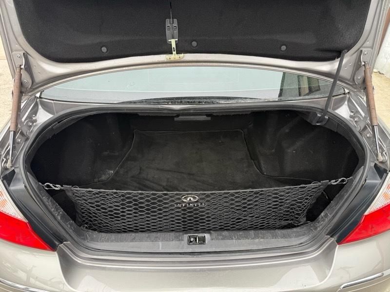 Infiniti M M35x 2009