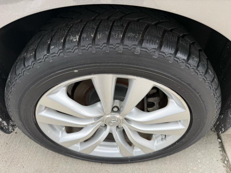 Infiniti M M35x 2009