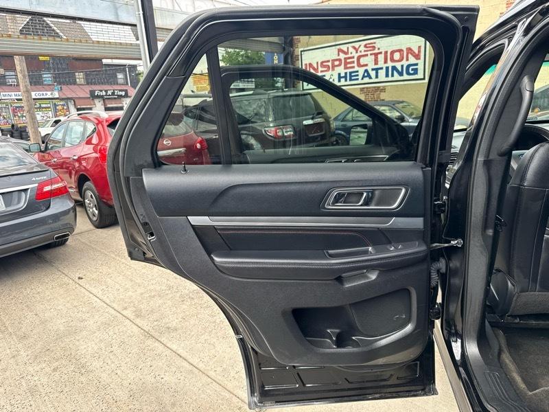 Ford Explorer Sport 4WD 2016