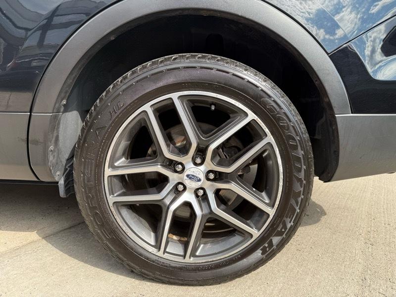 Ford Explorer Sport 4WD 2016