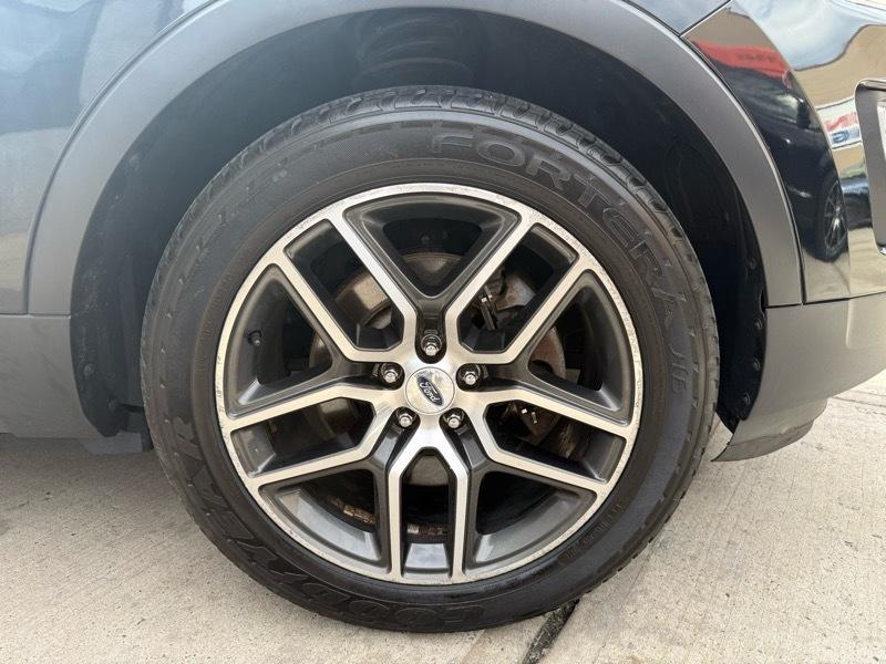 Ford Explorer Sport 4WD 2016