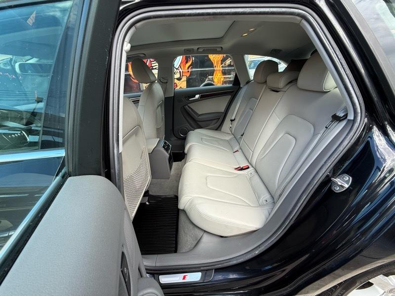 Audi A4 Avant 2.0T quattro Tiptronic 2012