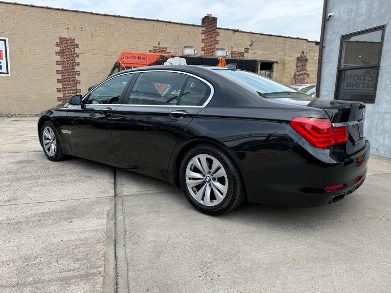 BMW 7-Series 750Li xDrive 2011
