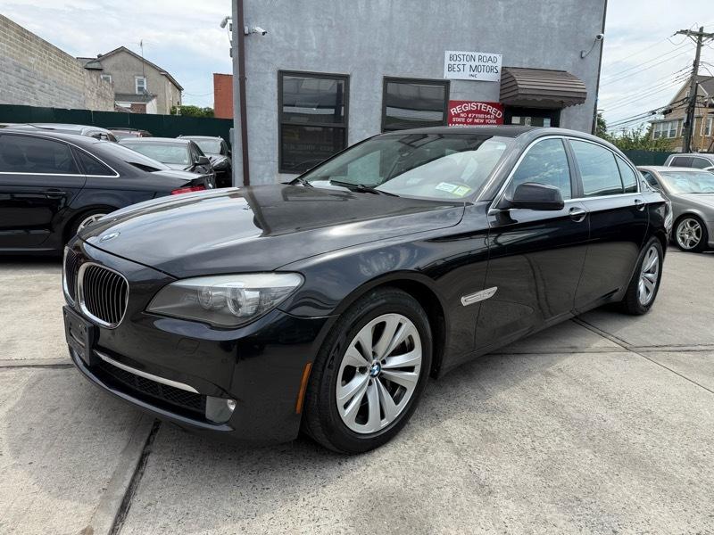 BMW 7-Series 750Li xDrive 2011