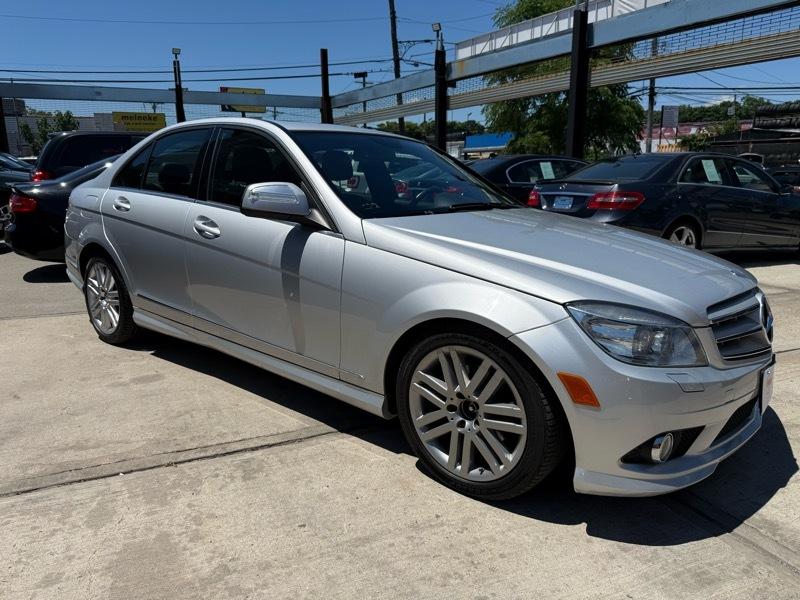 Mercedes-Benz C-Class C300 4MATIC Luxury Sedan 2009