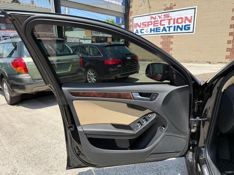 Audi A4 2.0T Sedan quattro Tiptronic 2015