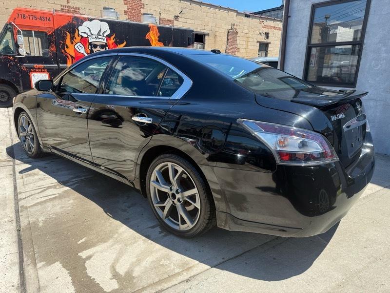 Nissan Maxima SV 2013