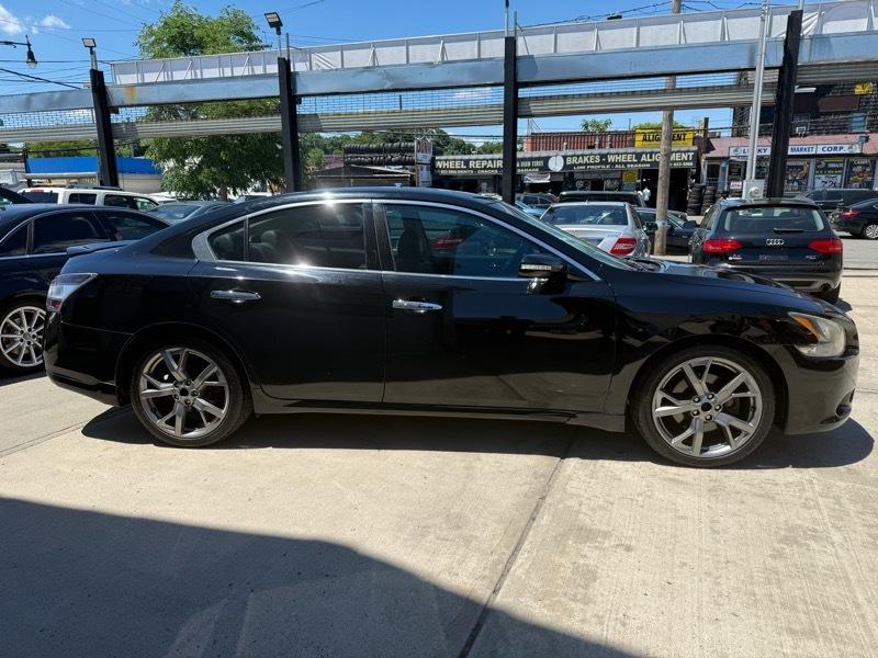 Nissan Maxima SV 2013