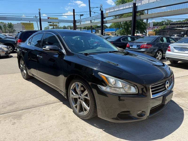 Nissan Maxima SV 2013