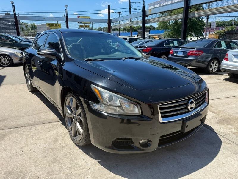Nissan Maxima SV 2013