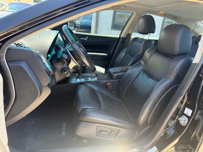 Nissan Maxima SV 2013