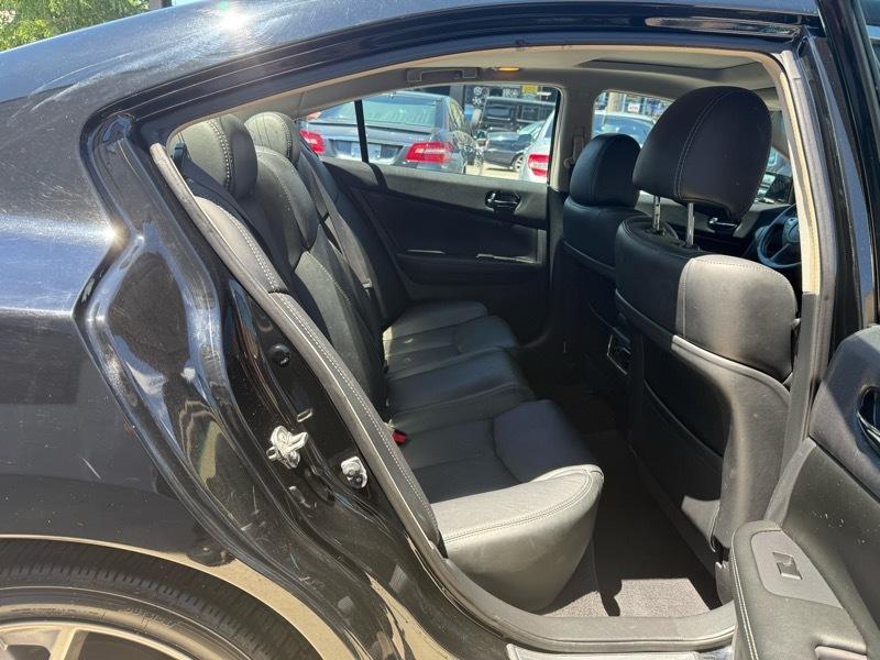 Nissan Maxima SV 2013