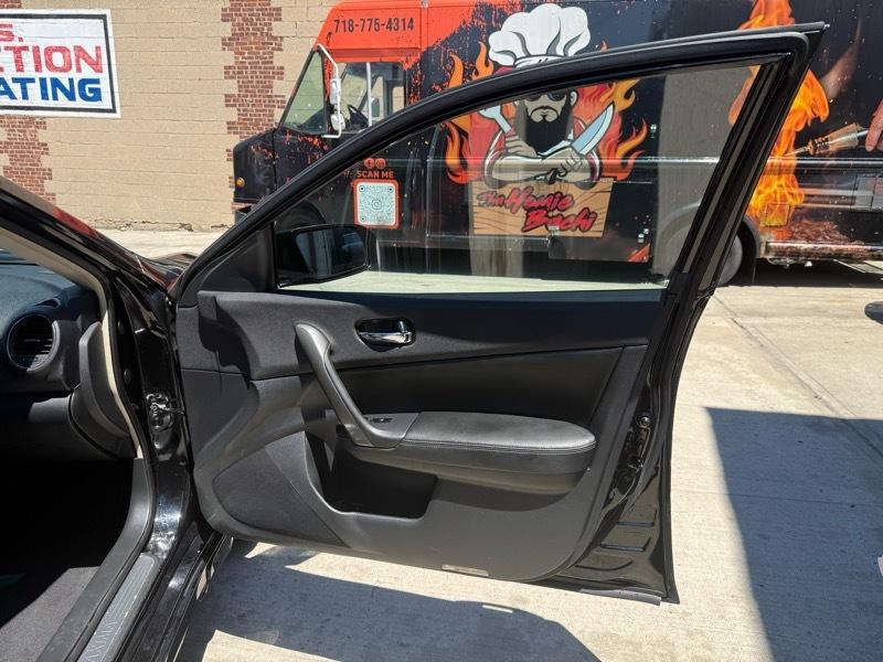Nissan Maxima SV 2013