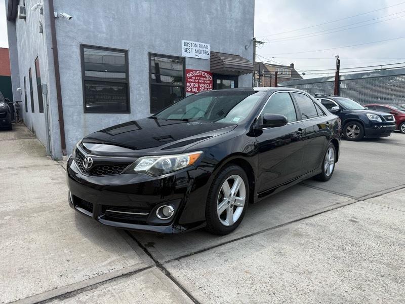 Toyota Camry XLE 2013