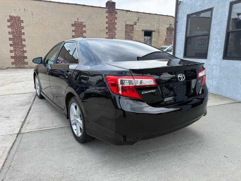 Toyota Camry XLE 2013