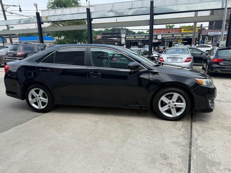 Toyota Camry XLE 2013