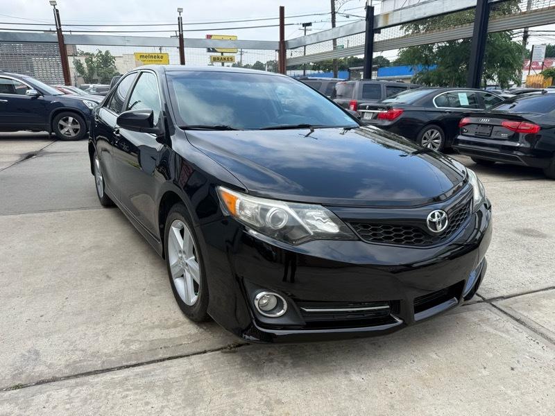 Toyota Camry XLE 2013