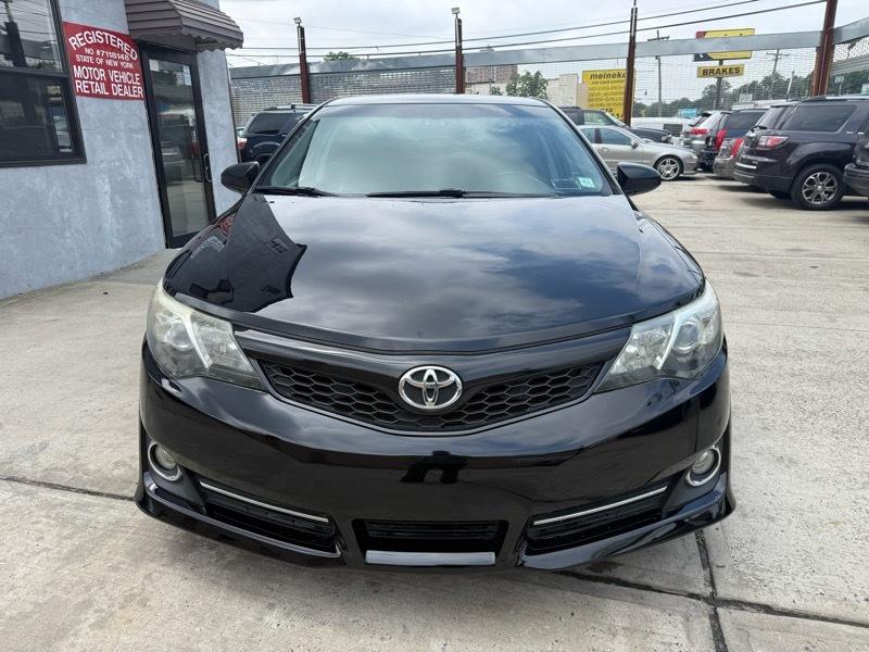 Toyota Camry XLE 2013