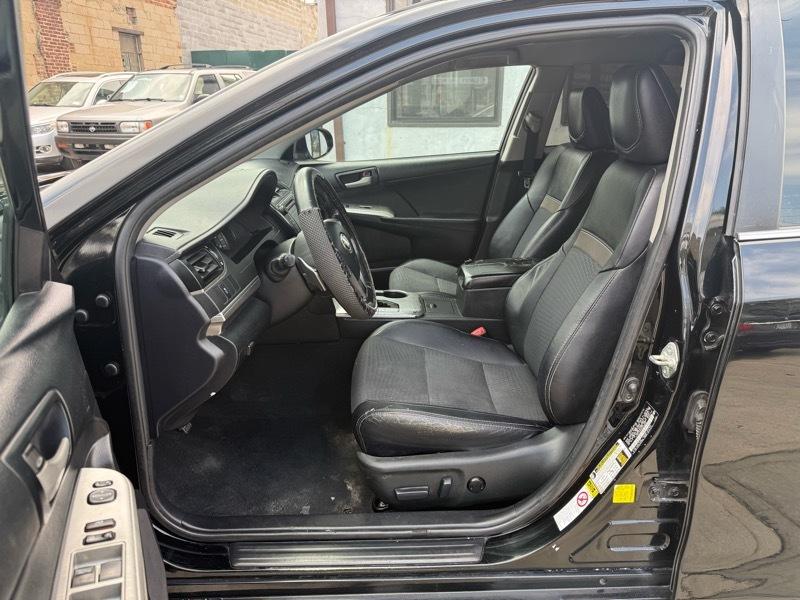 Toyota Camry XLE 2013