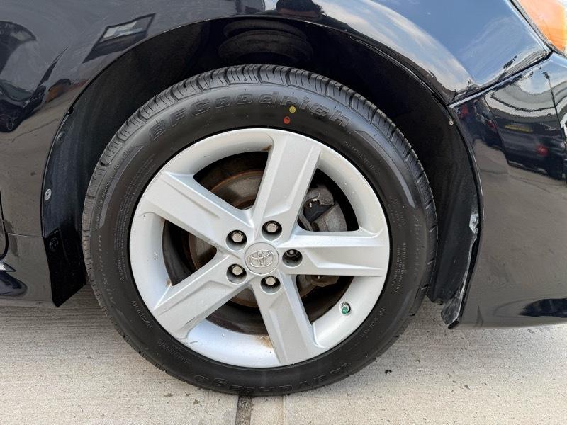 Toyota Camry XLE 2013