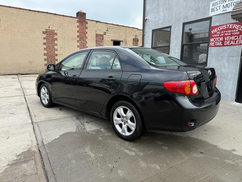 Toyota Corolla LE 4-Speed AT 2010
