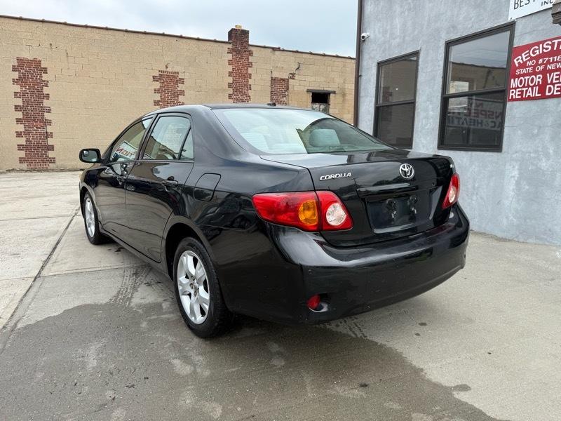 Toyota Corolla LE 4-Speed AT 2010