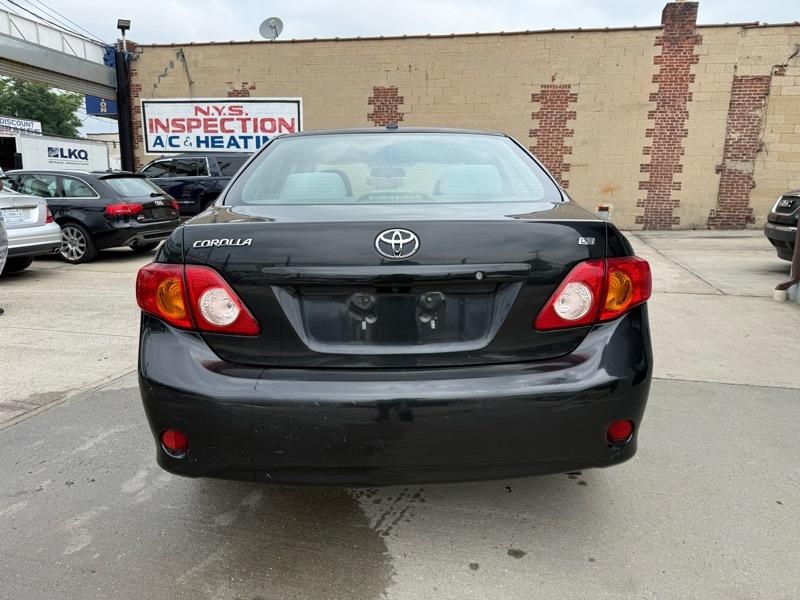 Toyota Corolla LE 4-Speed AT 2010
