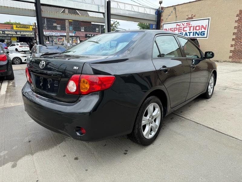 Toyota Corolla LE 4-Speed AT 2010