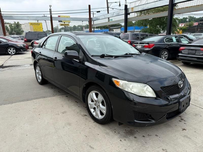 Toyota Corolla LE 4-Speed AT 2010