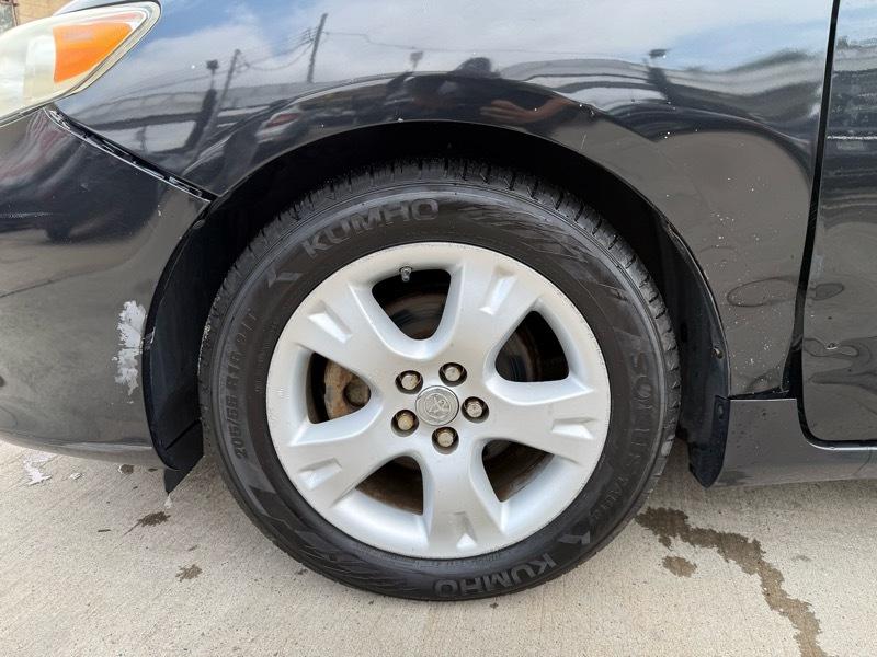 Toyota Corolla LE 4-Speed AT 2010