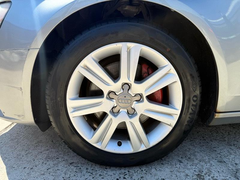 Audi A4 Avant 2.0T quattro Tiptronic 2011