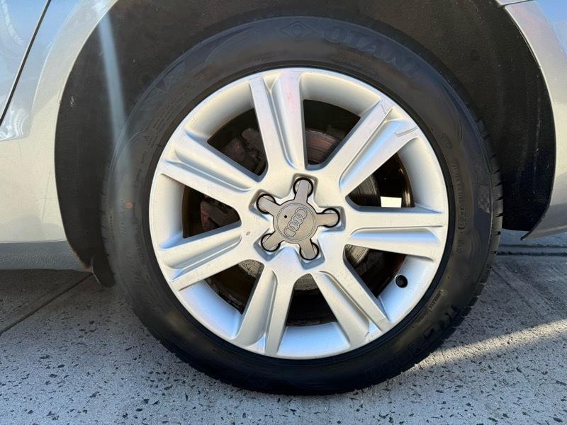 Audi A4 Avant 2.0T quattro Tiptronic 2011