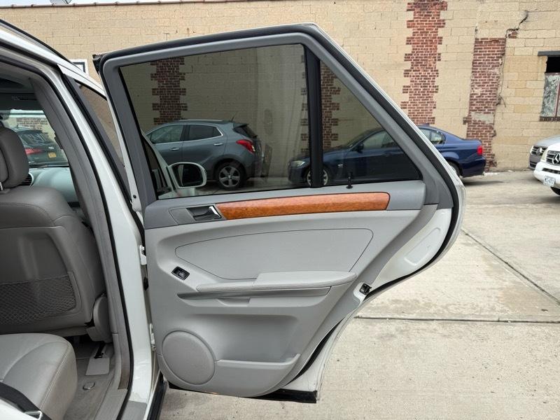 Mercedes-Benz M-Class ML350 2007