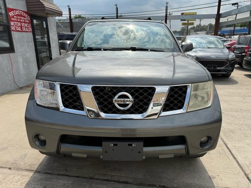 Nissan Pathfinder XE 4WD 2005