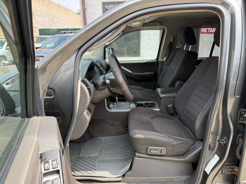 Nissan Pathfinder XE 4WD 2005