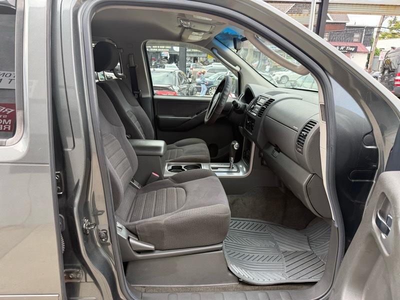 Nissan Pathfinder XE 4WD 2005