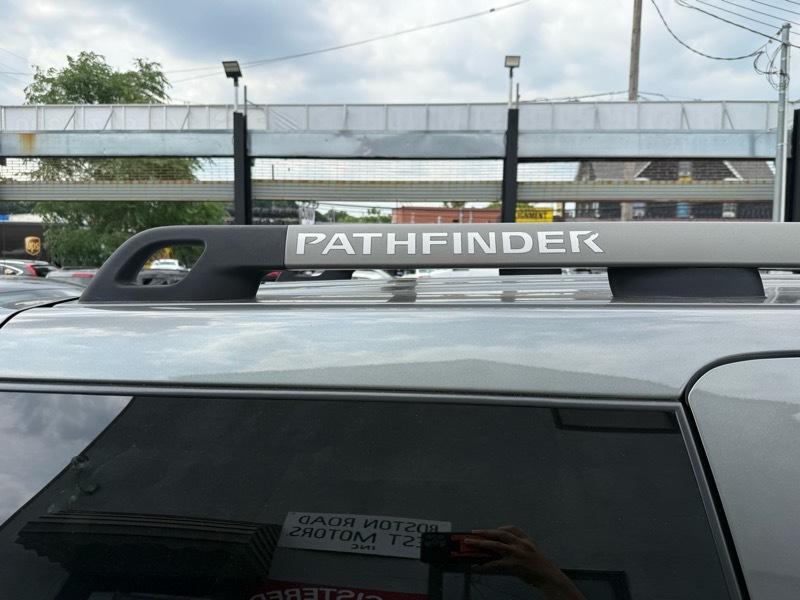 Nissan Pathfinder XE 4WD 2005
