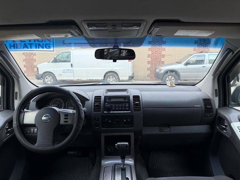 Nissan Pathfinder XE 4WD 2005