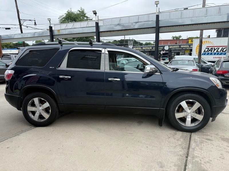GMC Acadia SLT-2 AWD 2011