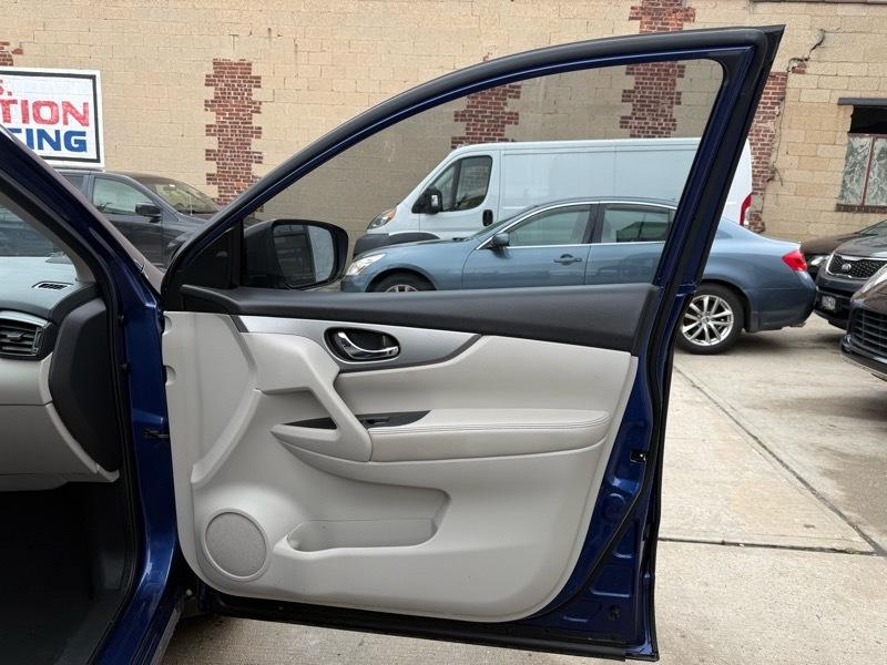 Nissan Rogue Sport SV 2020