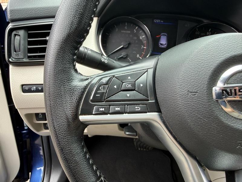 Nissan Rogue Sport SV 2020