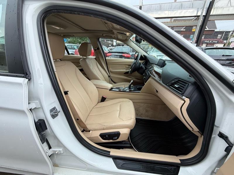 BMW 3-Series 328i xDrive Sedan 2015