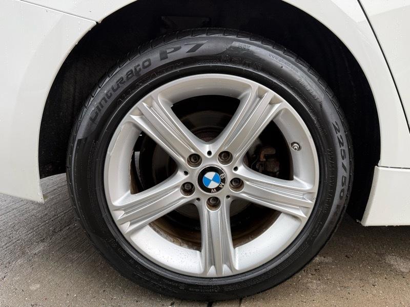 BMW 3-Series 328i xDrive Sedan 2015