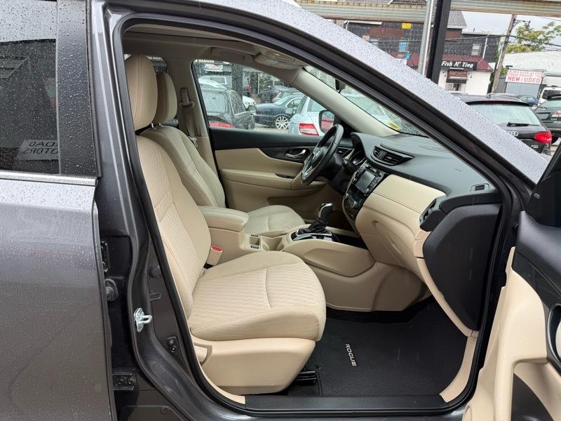 Nissan Rogue SV AWD 2017