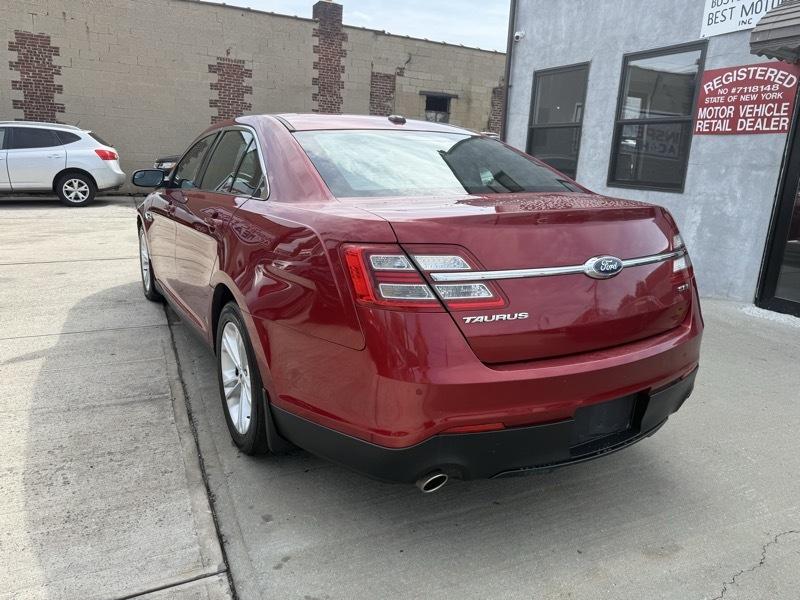 Ford Taurus SEL FWD 2014