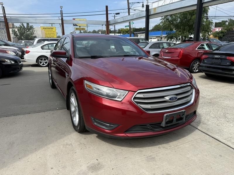 Ford Taurus SEL FWD 2014