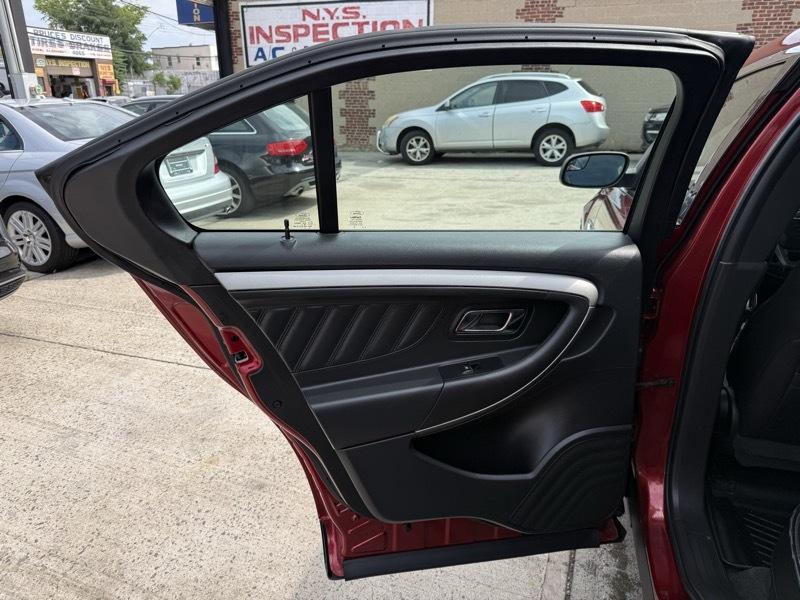 Ford Taurus SEL FWD 2014